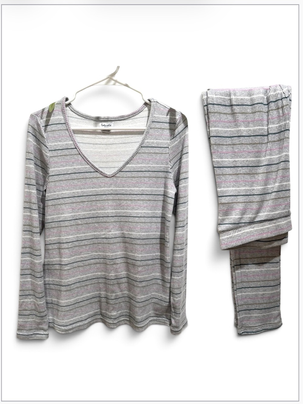 SPLENDID 2pc Knit Striped lounge Pajama Set - top and jogger bottoms medium